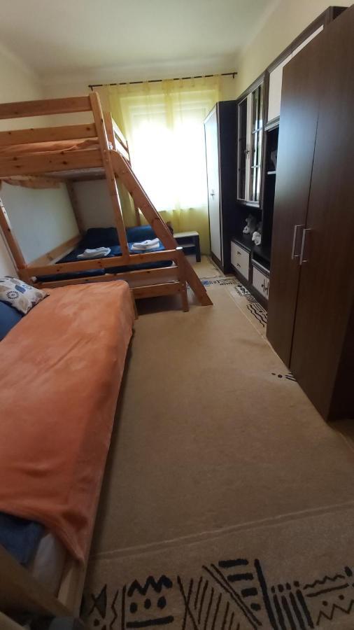 FREE PARKING - Tisza-parti Napfény Apartman Szeged Exterior foto