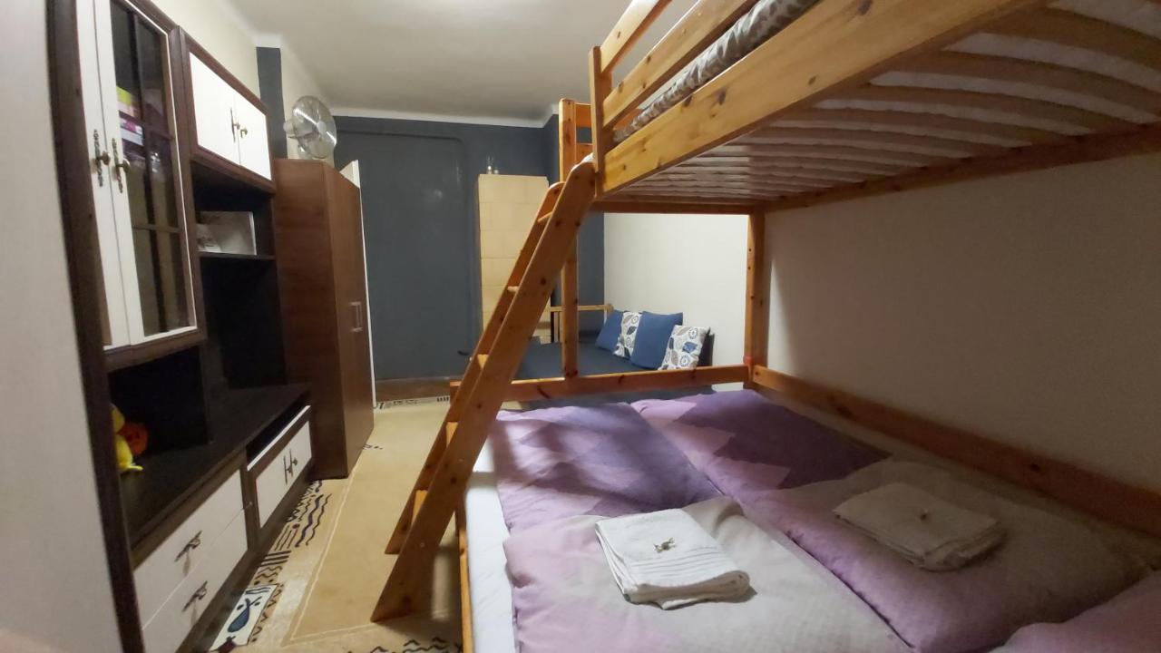 FREE PARKING - Tisza-parti Napfény Apartman Szeged Exterior foto