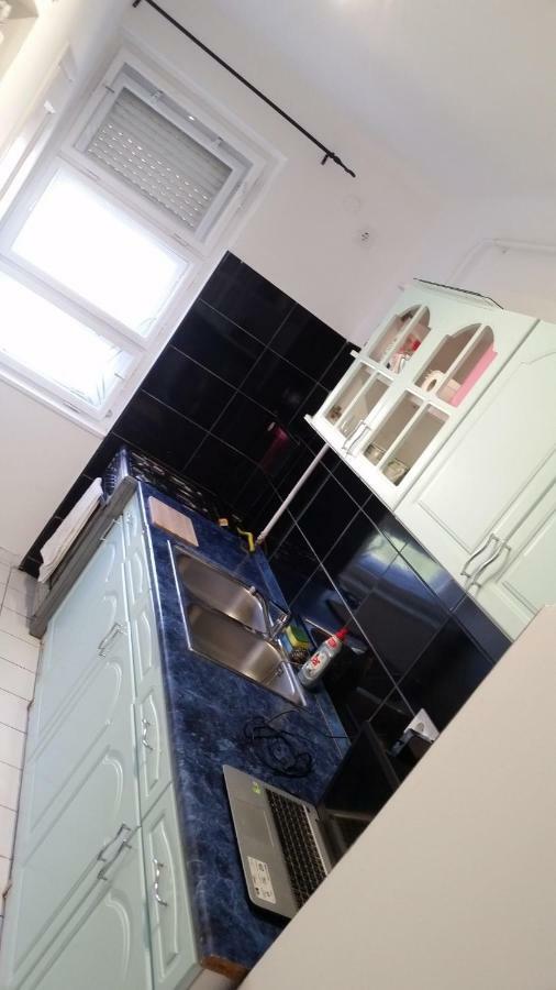 FREE PARKING - Tisza-parti Napfény Apartman Szeged Exterior foto